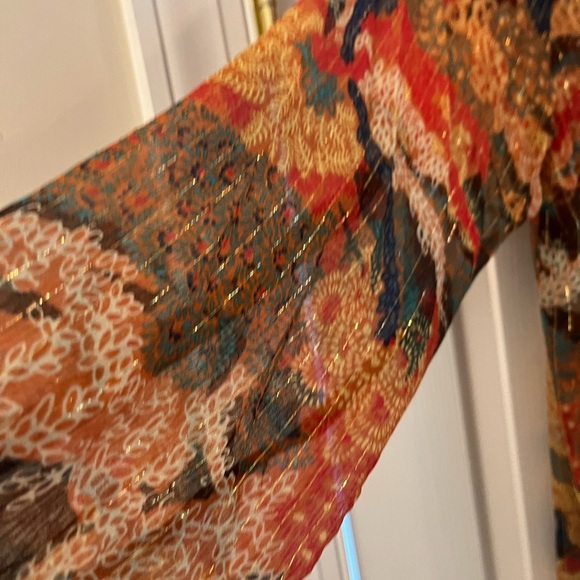 A.L.C silk top perfect for fall sz 4 - Picture 6 of 6